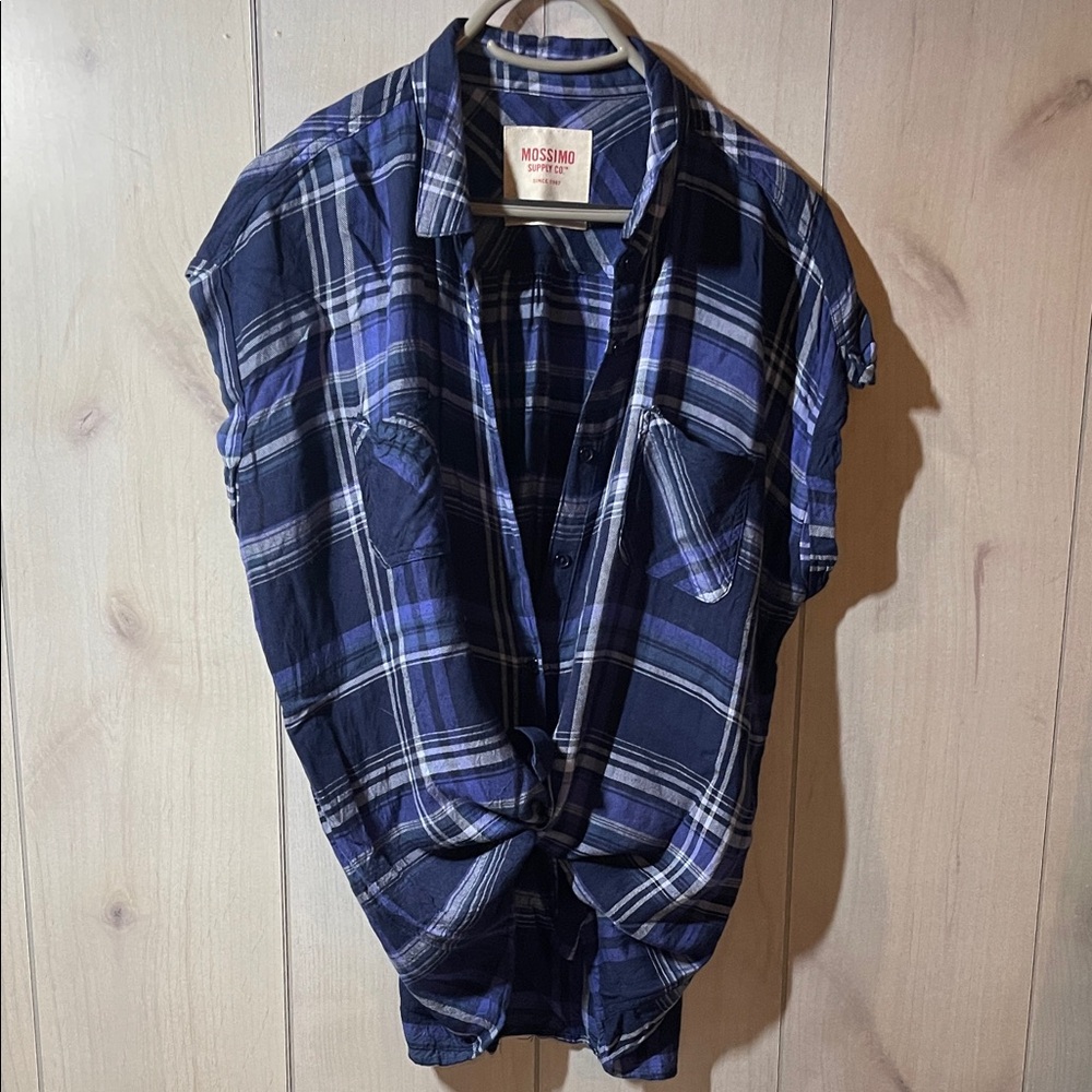 Mossimo Supply Co. Women’s Navy and White Plaid Top